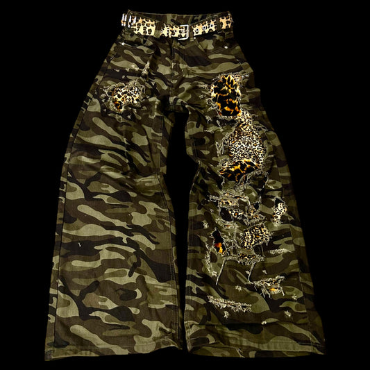 Camo Leapord Rips Jeans